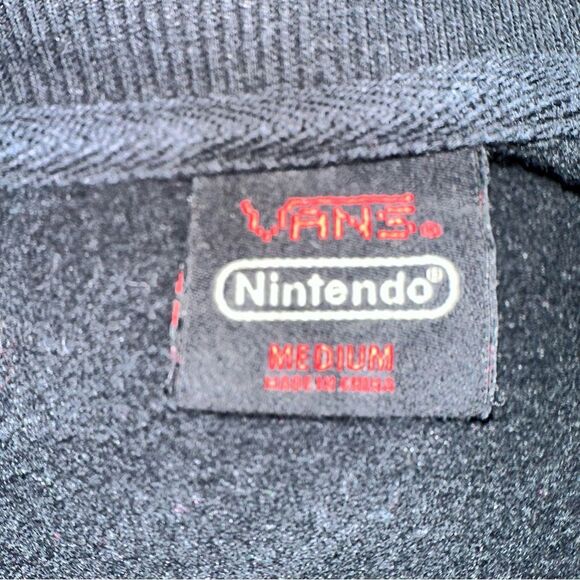 Vans NINTENDO x MARIOVER FLEECE Size Medium - Picture 11 of 11